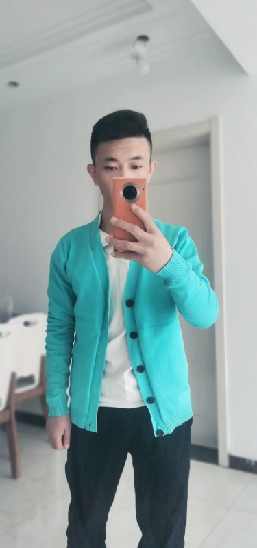 康荣振的第一张照片--邢台相亲服务中心