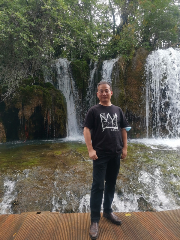 任君君的第一张照片--邢台相亲服务中心