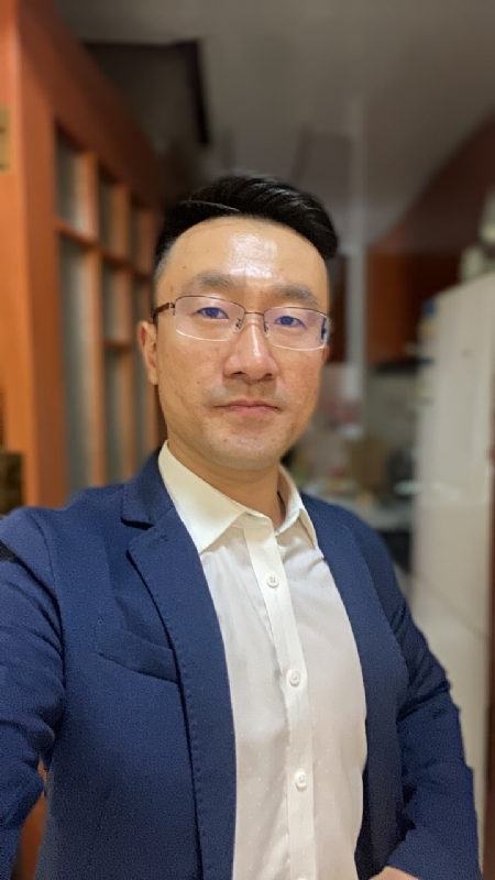 笑看人生的第一张照片--邢台相亲服务中心