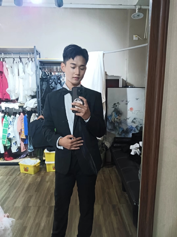 李梓宇的第一张照片--邢台相亲服务中心