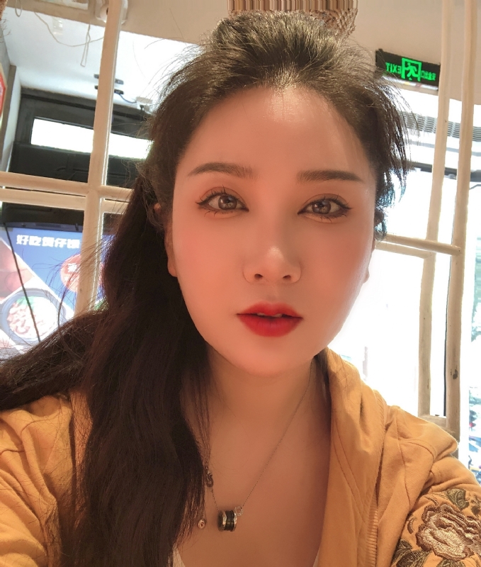 琳达的第二张照片--邢台相亲服务中心