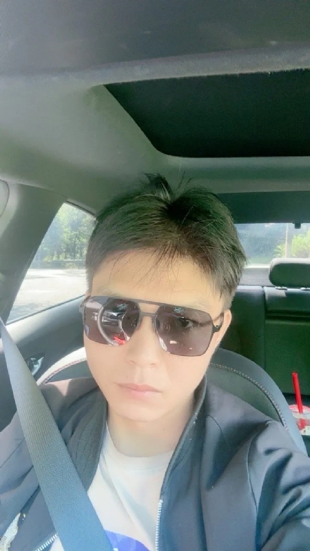 怀念的第一张照片--邢台相亲服务中心