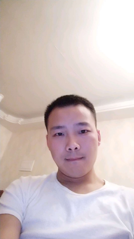 李先生的第一张照片--邢台相亲服务中心