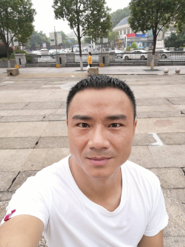 水木年华的第三张照片--邢台相亲服务中心