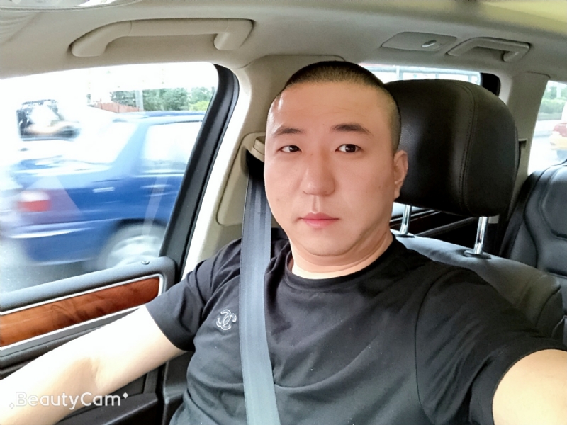 路人甲的第一张照片--邢台相亲服务中心