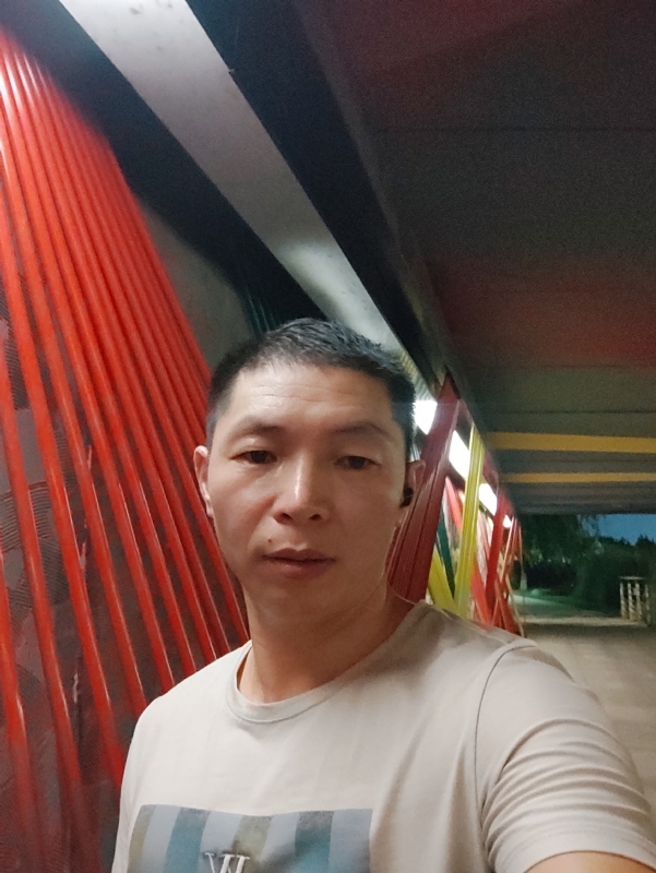 夜猫的第一张照片--邢台相亲服务中心