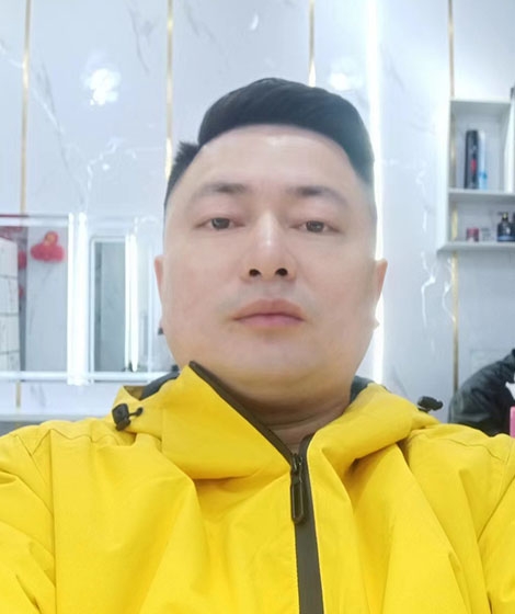 曾哥的第一张照片--邢台相亲服务中心