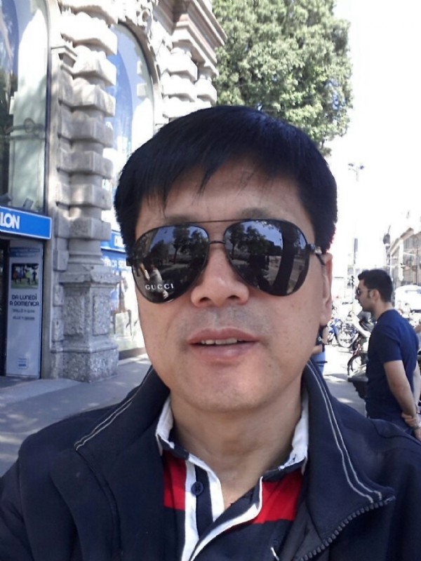 春风的第一张照片--邢台相亲服务中心