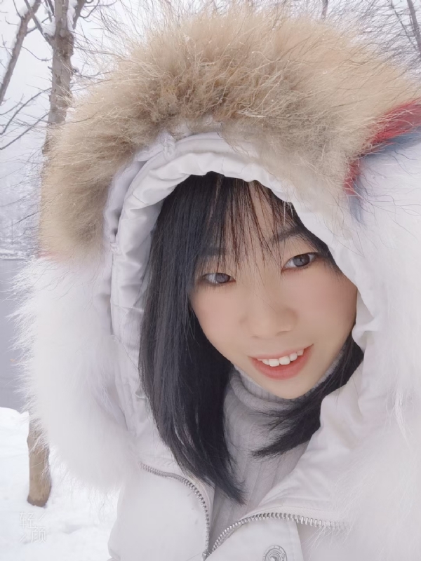 93年女会计的第一张照片--邢台相亲服务中心