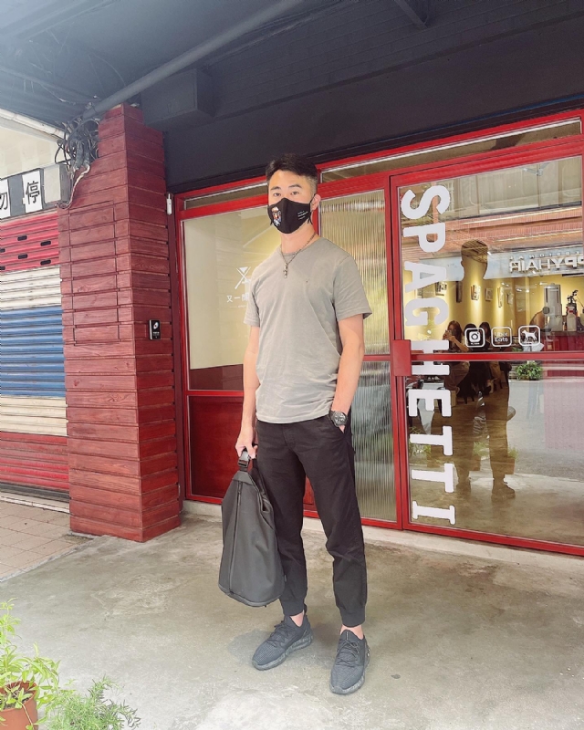 酒商安迪的第一张照片--邢台相亲服务中心