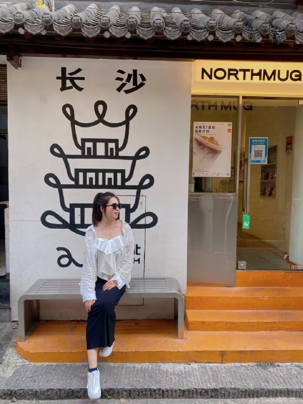 Lin的第二张照片--邢台相亲服务中心