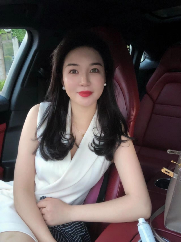 小雨的第一张照片--邢台相亲服务中心