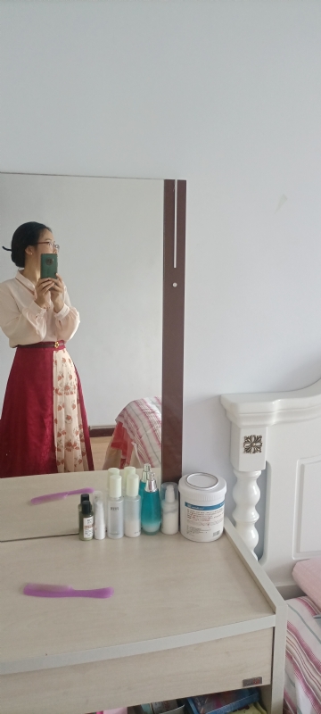 伊落梅雪笺的第一张照片--邢台相亲服务中心