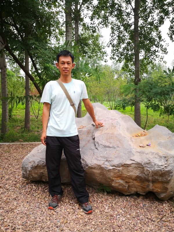 宠辱不惊的第一张照片--邢台相亲服务中心