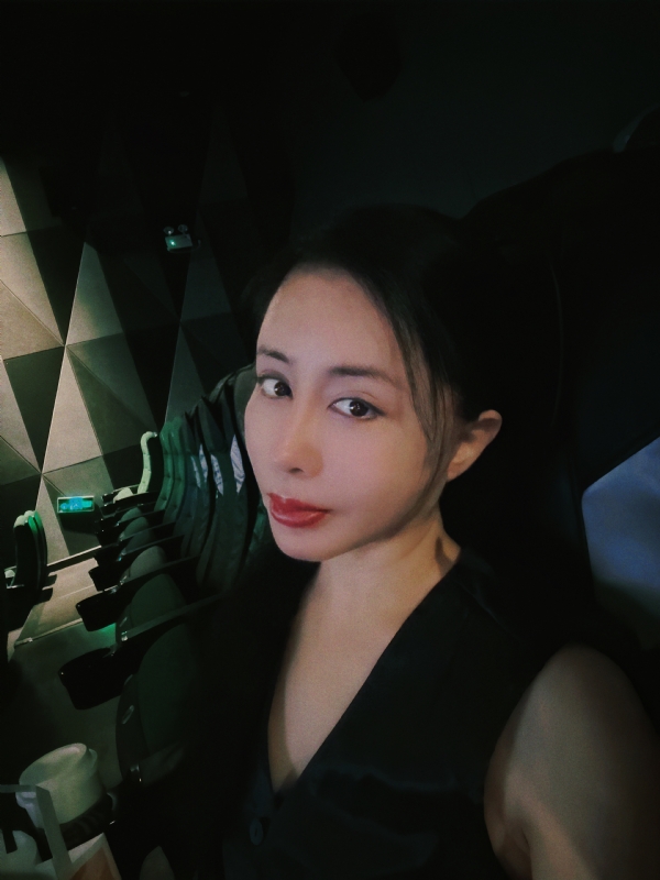 Moon的第一张照片--邢台相亲服务中心