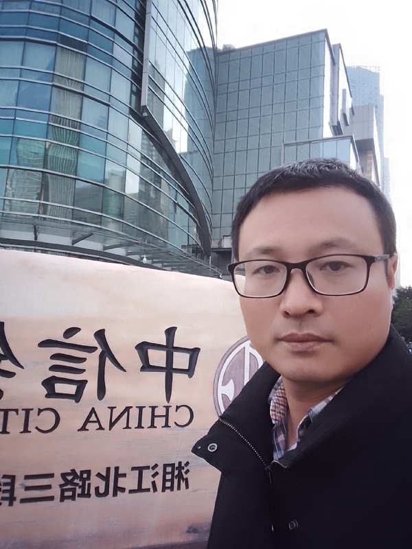 晚秋的第一张照片--邢台相亲服务中心