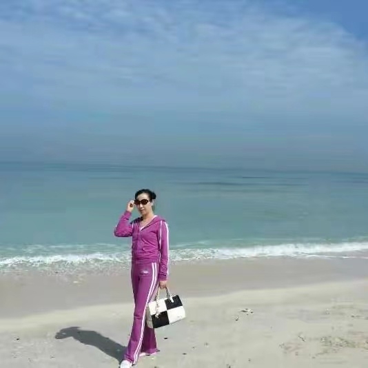 红红的第一张照片--邢台相亲服务中心