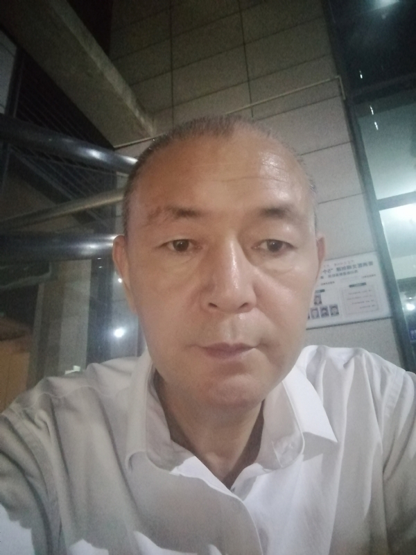 老李的第一张照片--邢台相亲服务中心