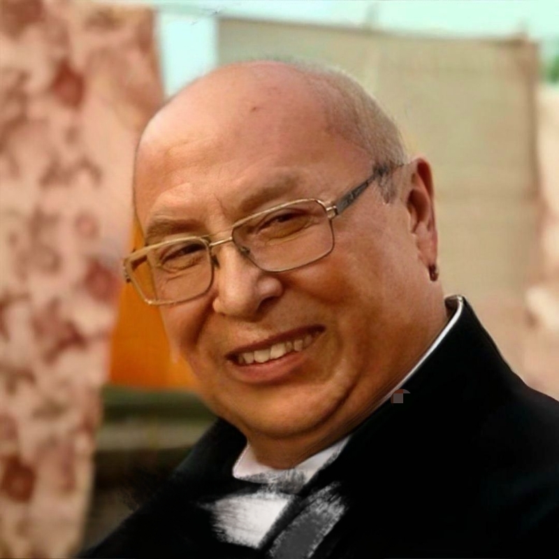 牵着猪儿看秀儿的第一张照片--邢台相亲服务中心