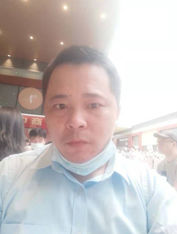 l蓝莲的第一张照片--邢台相亲服务中心