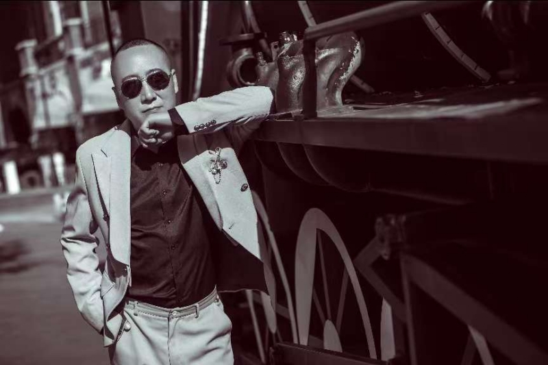 孤独燃烧的第一张照片--邢台相亲服务中心