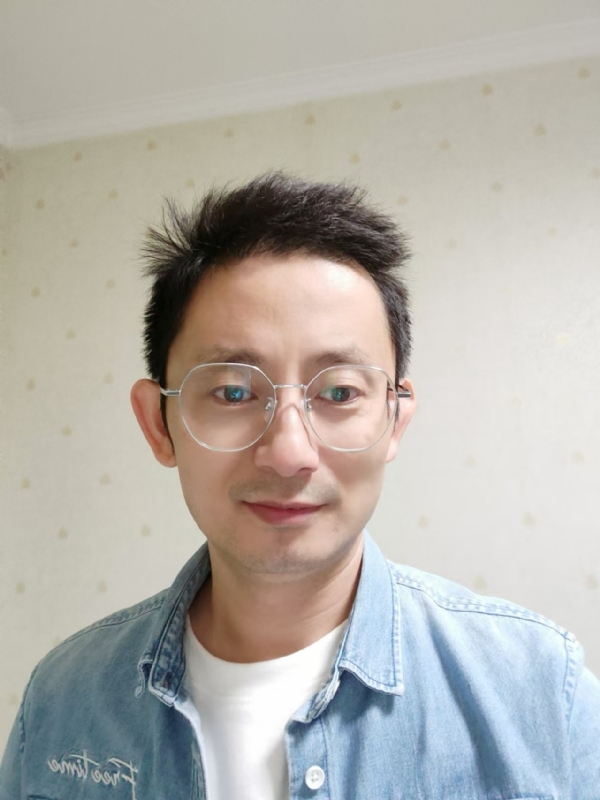 飘逸的第二张照片--邢台相亲服务中心