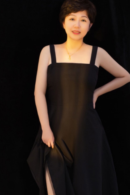 阿娜的第一张照片--邢台相亲服务中心