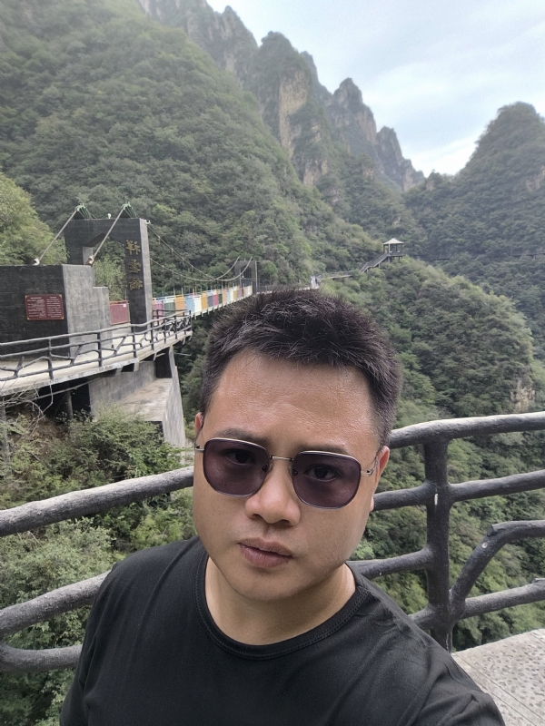 大海的第一张照片--邢台相亲服务中心