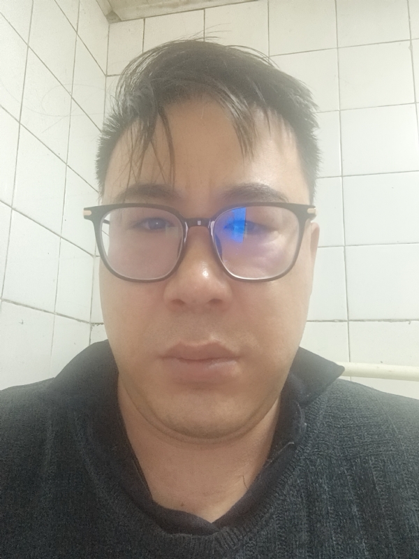 迷失自我的第一张照片--邢台相亲服务中心