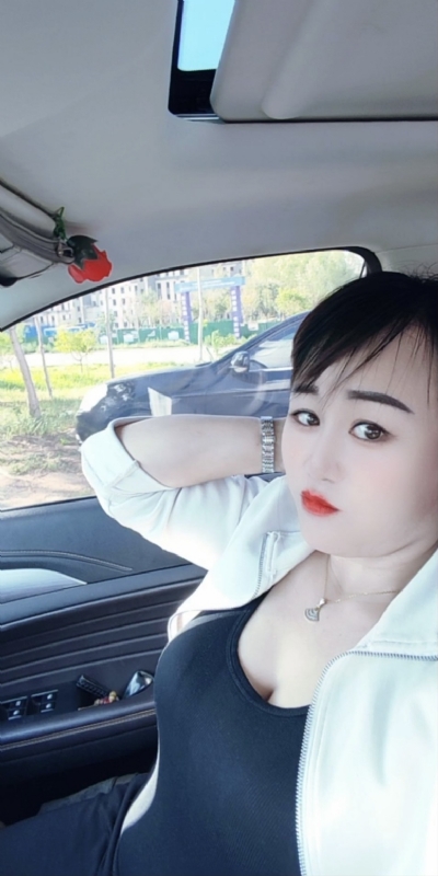 王芳燕的第四张照片--邢台相亲服务中心