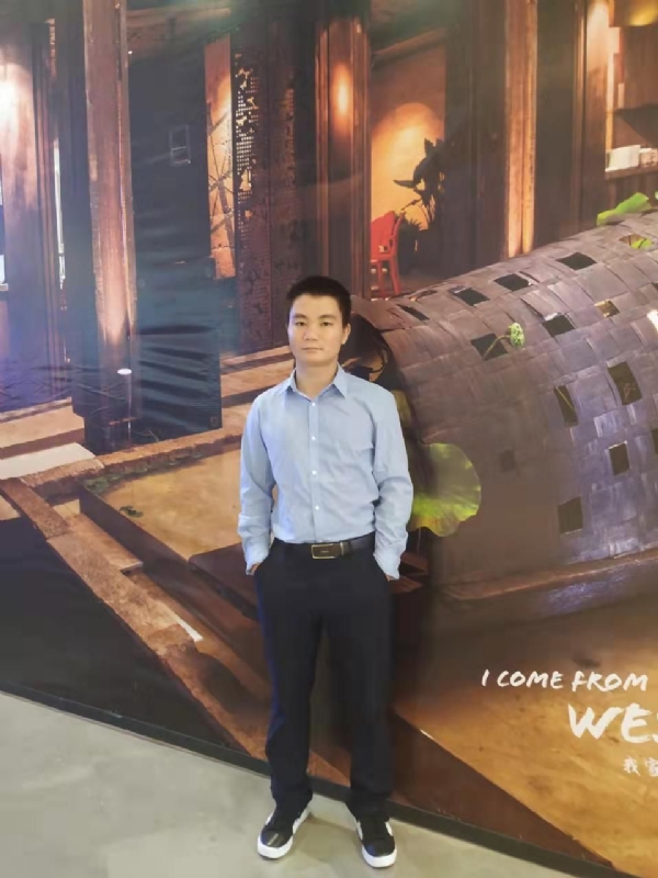 梧桐枫叶的第一张照片--邢台相亲服务中心