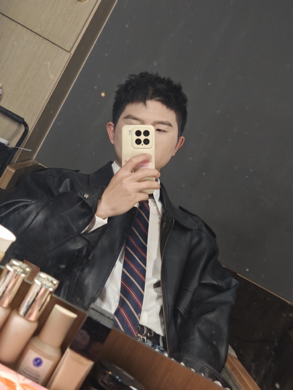 郝天翔的第一张照片--邢台相亲服务中心