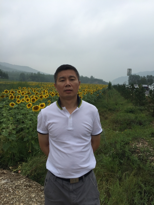 爱拼才会赢的大叔的第二张照片--邢台相亲服务中心