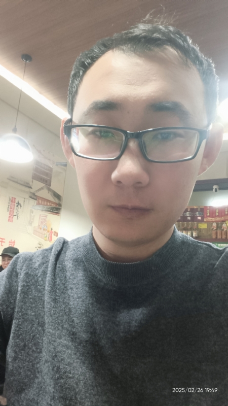 黑黑一笑的第一张照片--邢台相亲服务中心