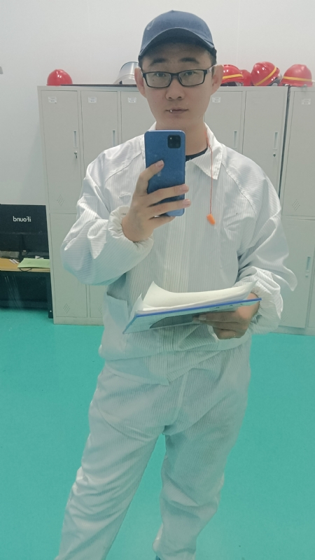 黑黑一笑的第四张照片--邢台相亲服务中心