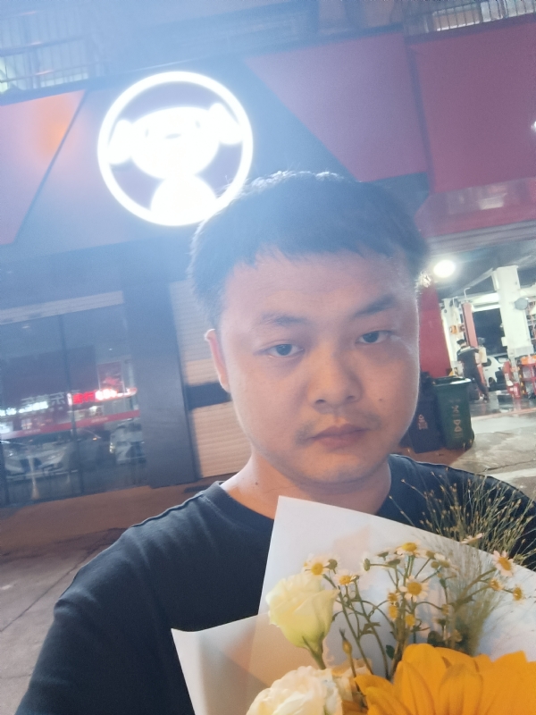 小陈的第一张照片--邢台相亲服务中心