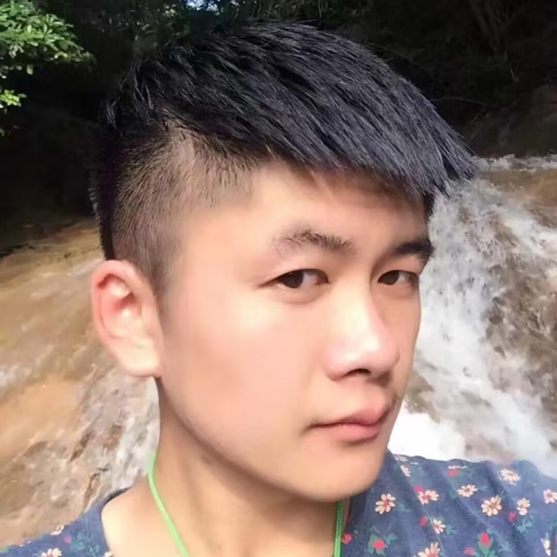 微笑的第一张照片--邢台相亲服务中心