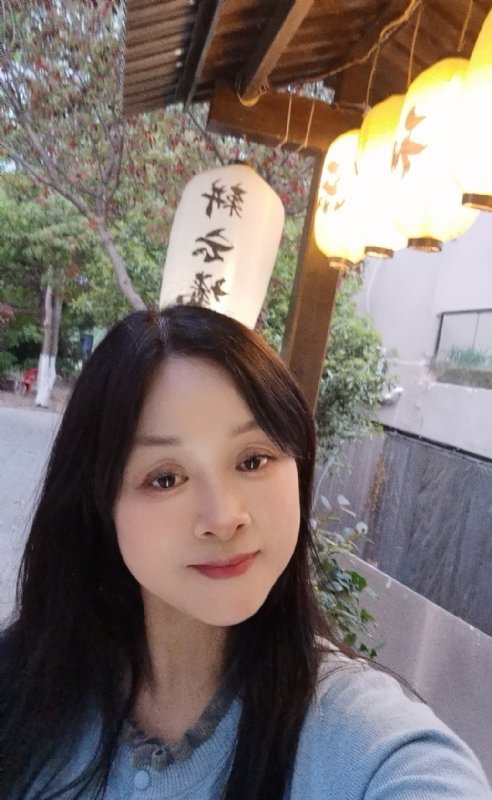 伊伊的第一张照片--邢台相亲服务中心