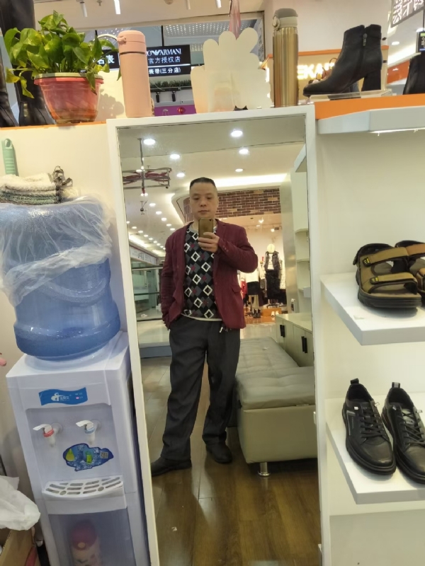 真诚征婚的第四张照片--邢台相亲服务中心