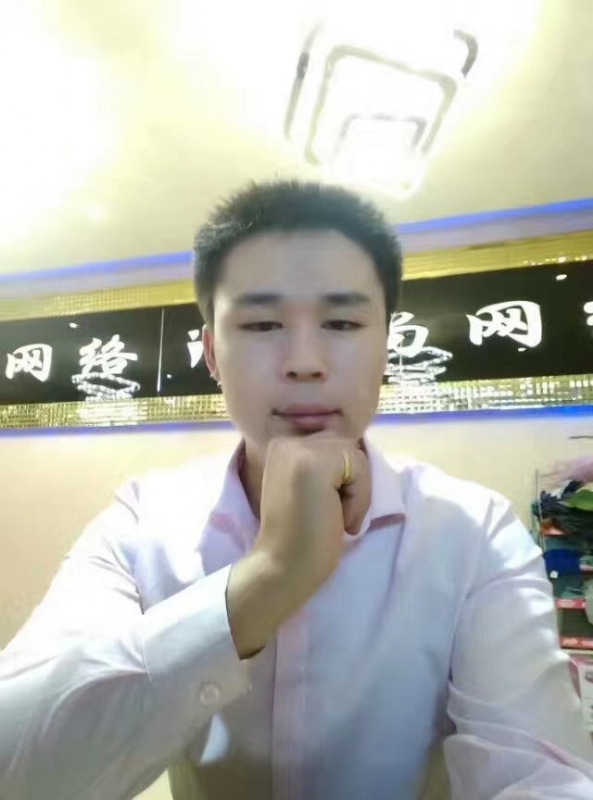 沉默寡言的第一张照片--邢台相亲服务中心