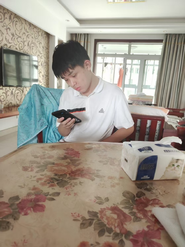 铁在烧的第一张照片--邢台相亲服务中心