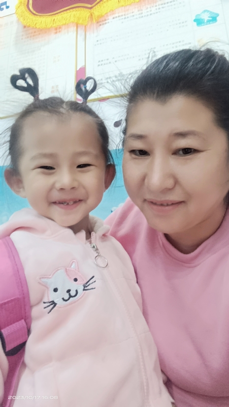 离异带俩娃的第一张照片--邢台相亲服务中心