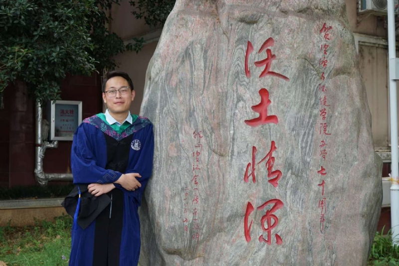 落寂星辰的第四张照片--邢台相亲服务中心