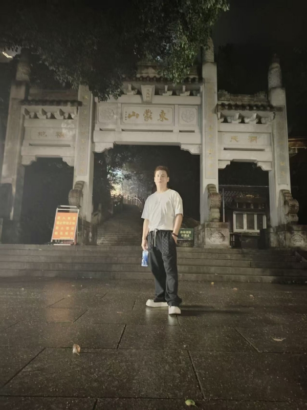 慕晨的第一张照片--邢台相亲服务中心