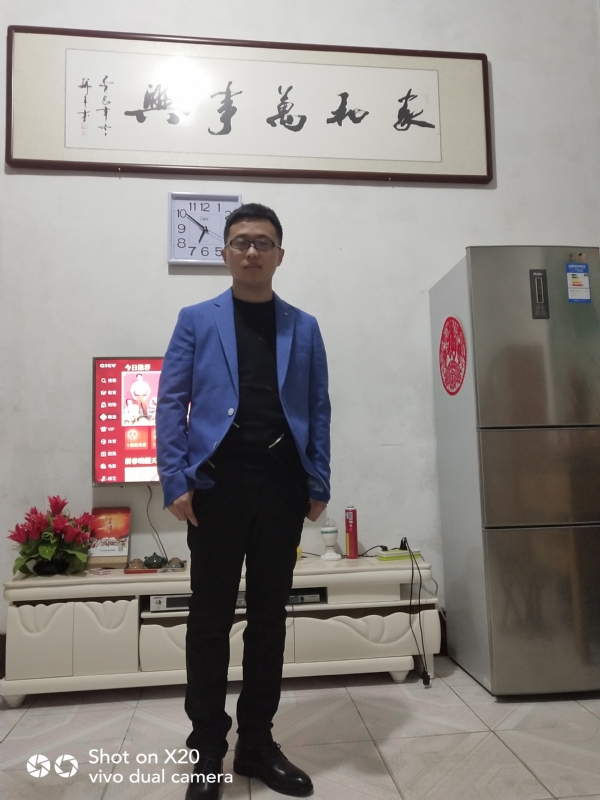 孤独的狼的第一张照片--邢台相亲服务中心