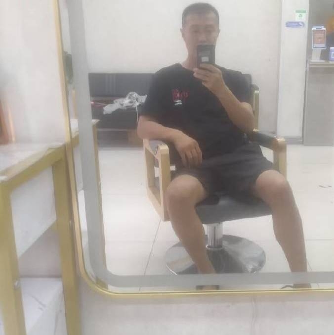 闫杰的第一张照片--邢台相亲服务中心