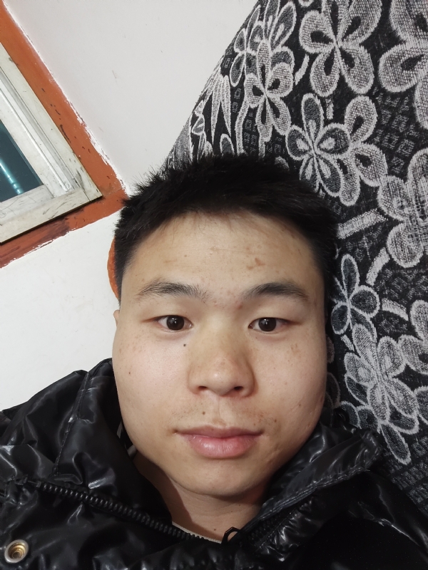 麒麟区幼儿园扛把子的第三张照片--邢台相亲服务中心