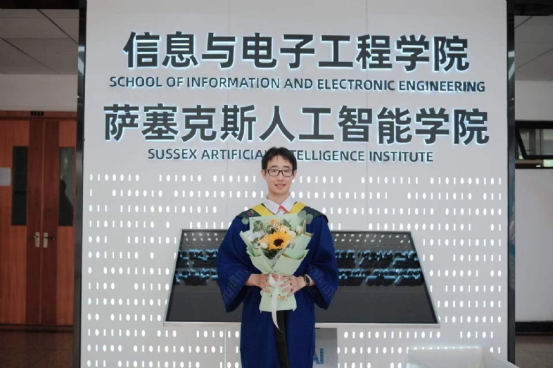 陈潇的第三张照片--邢台相亲服务中心