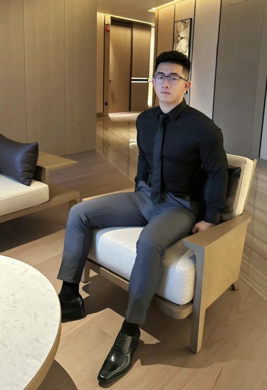 李寒外改英文可家的第一张照片--邢台相亲服务中心