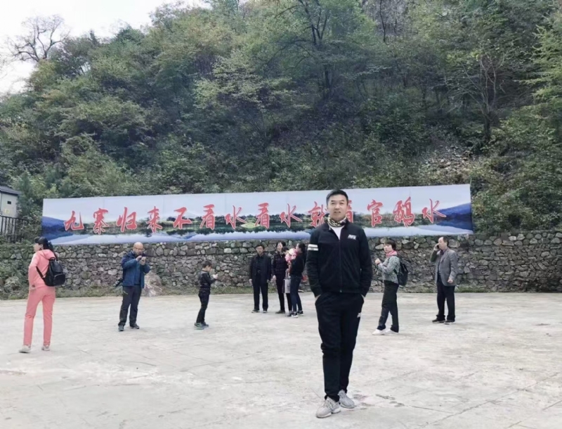 牵手的第一张照片--邢台相亲服务中心